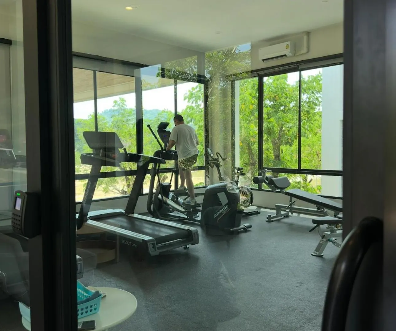 Sabai Family Nest Apartment Nai Yang
